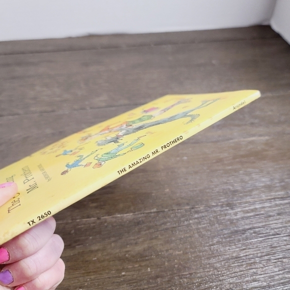 Vintage 70s Scholastic Paperback The Amazing Mr. Prothero by Honor Arundel - Picture 5 of 13